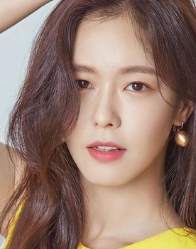 Kyung Soo-jin as Cathy