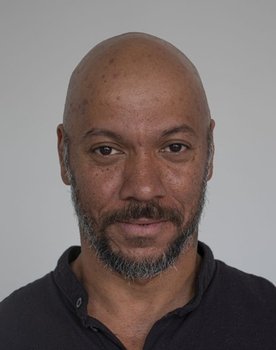 Daniel Szelezsán