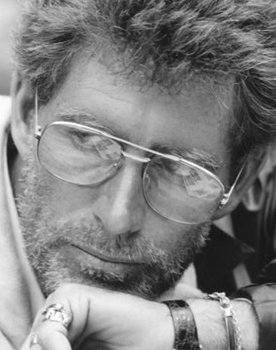 Gary Nelson as Drone with Mask Removed (uncredited)