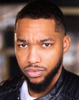 Irmon Hill as Kyle