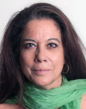 Patricia Rozas as Yel