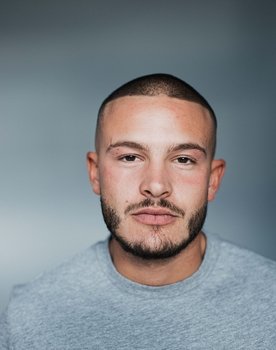 Julian Friedrich as Mike