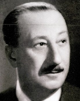 Jacques Louvigny as 