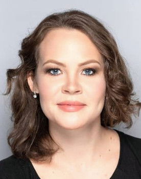 Anastasiya Skripnikova as Waiting Room Guest