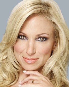 Debbie Gibson as Lisa Weinstein - The Bride