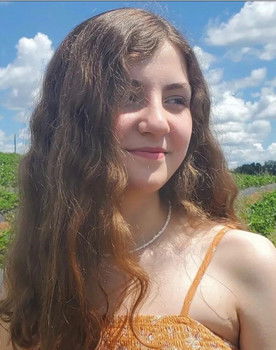 Alice Nicolich as Alice/Donut Lady