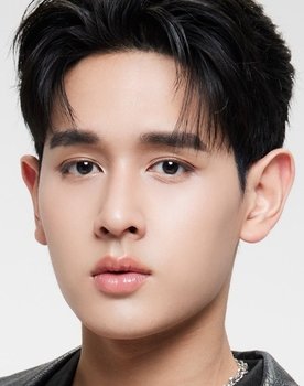 Pop Pataraphol Wanlopsiri