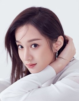 Lu Yanqi as Duo Duo
