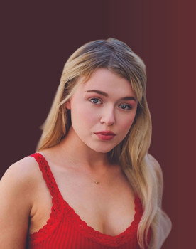 Kylie Cunningham as Sadie