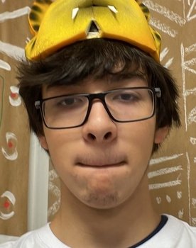 Matheus Espínola as Angelo