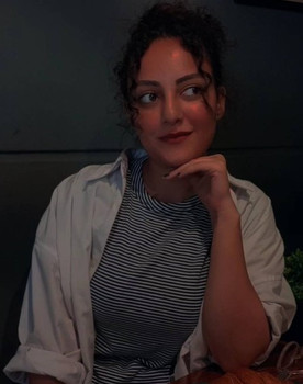 Dimeana Sidkey as Sara