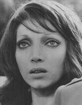 Mariangela Melato as Anna