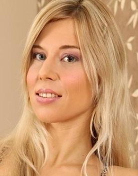 Adrianne Simpson