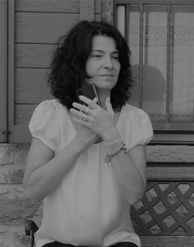 Federica Perotti as Mamma Catanzaro