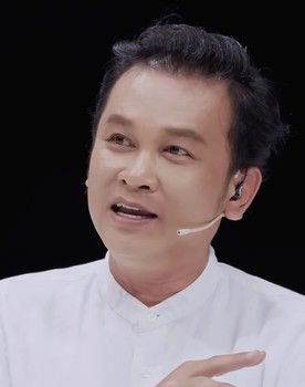 Huu Quoc as Khanh Linh