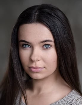 Katie White as Kelly