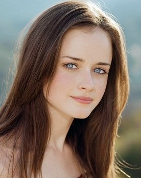 Alexis Bledel as Sarah Weston