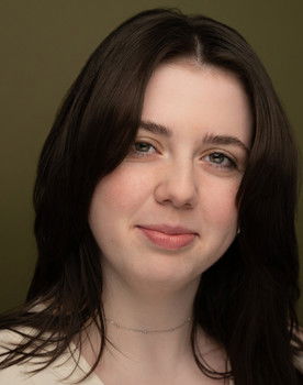 Sydney Swalberg as Lily Simmons