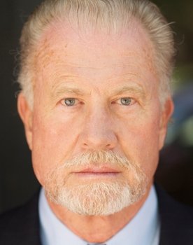 W. Scott Parker III as Captain Philip Carteret