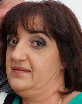 Grandmas Pussy Is Pretty Peachy