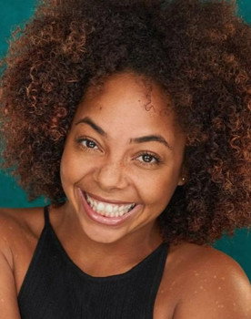 Natasha Gooden as Tina
