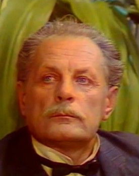 Lemar Burykin as лакей