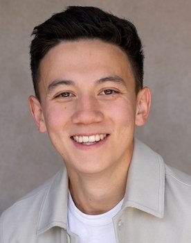 Frank Kauer as Ryan