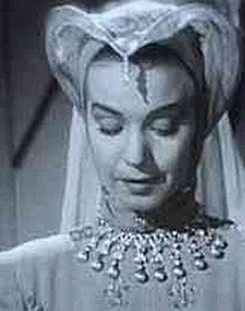 Pat Barton as Saleswoman (uncredited)