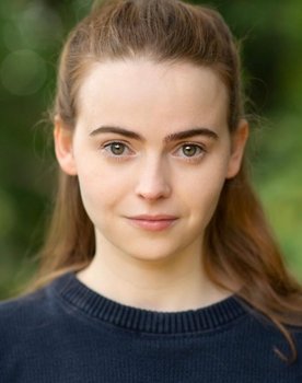 Daisy Waterstone as Tamara Mathis