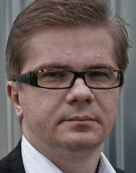 Sylwester Latkowski as Self