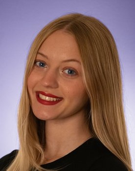 Ashley Caldwell as Ana Comer