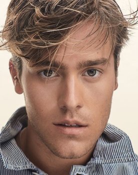 Benjamin Ingrosso as Self
