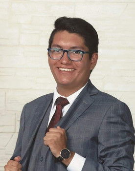 Santiago Rodríguez as Self