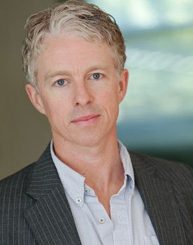 Darragh Kennan as Max