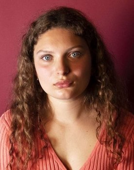 Isabella Møller Hansen as Nadja