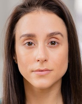 Lauren Lopez as Emma
