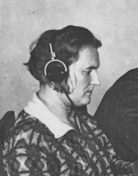 Elizaveta Svilova as Herself