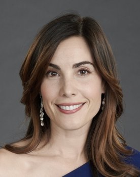 Carly Pope as Vanessa Locke