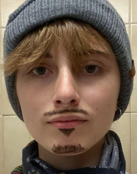 Irati Oiartzabal as Zombie