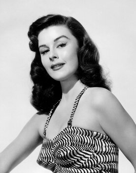Elaine Stewart Photo