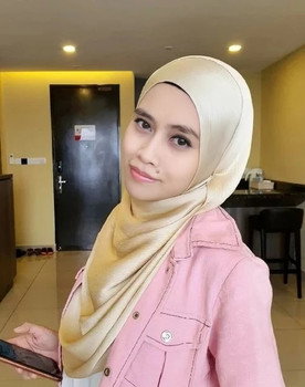 Noorhayati Maslini Omar