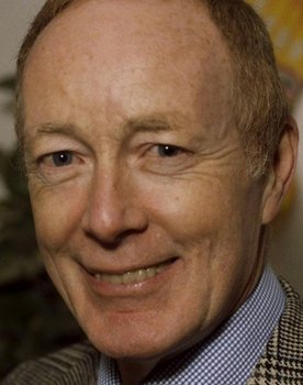 Don Fellows as U.S. Colonel