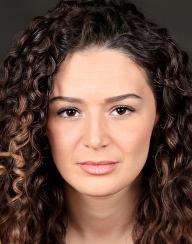 Gülşah Küçükyıldız as 