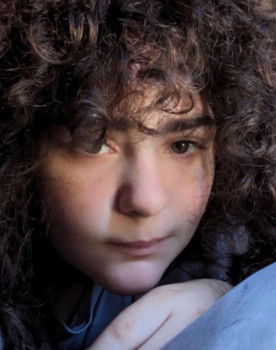 Amelia Nix as Average Moviegoer #2