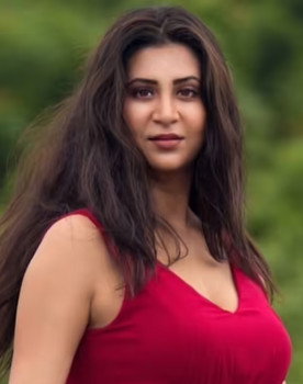 Parineeta Borthakur as Anjana Hooda