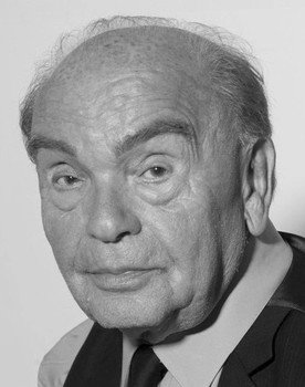 Vladimir Shainskiy as генерал-ветеран