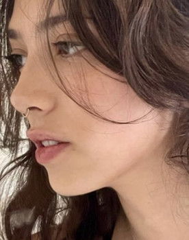 Daniela de Monserrat as Alana