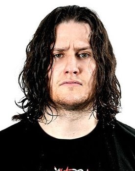 Oskar Münchow as Oskar Leube