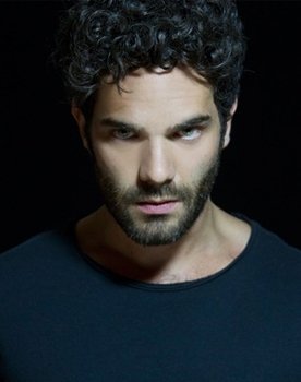 Carlos Athié