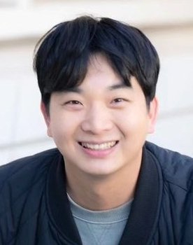 Bae Kang-min as Yang Min-hyuk
